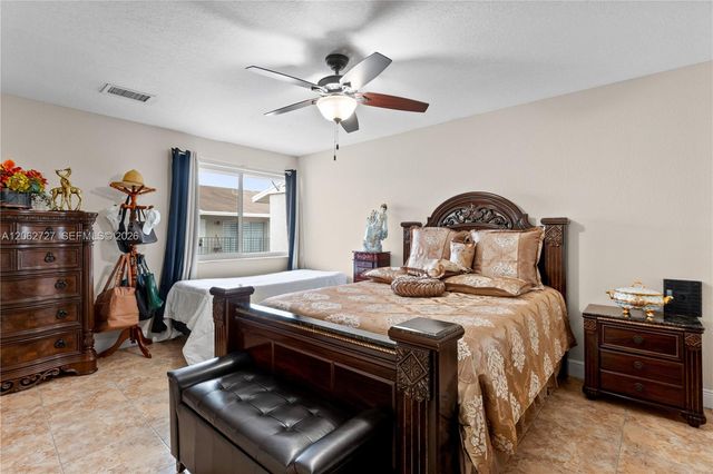 15680 SW 82nd Cir Ln 8-8, Miami, FL 33193
