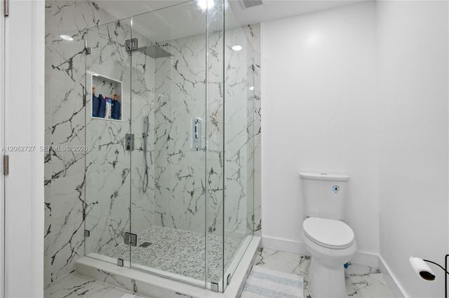 15680 SW 82nd Cir Ln 8-8, Miami, FL 33193