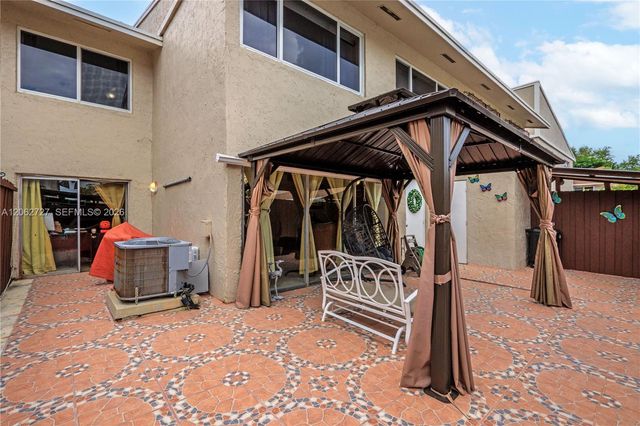 15680 SW 82nd Cir Ln 8-8, Miami, FL 33193