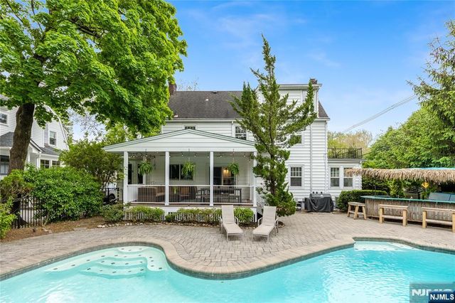 403 Colonial Road, Ridgewood, NJ 07450
