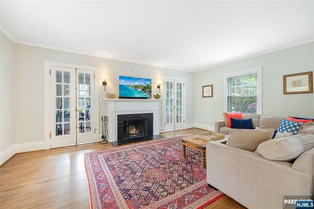 403 Colonial Road, Ridgewood, NJ 07450