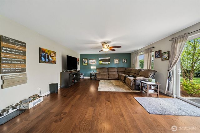109 View Point Drive, Salkum, WA 98582
