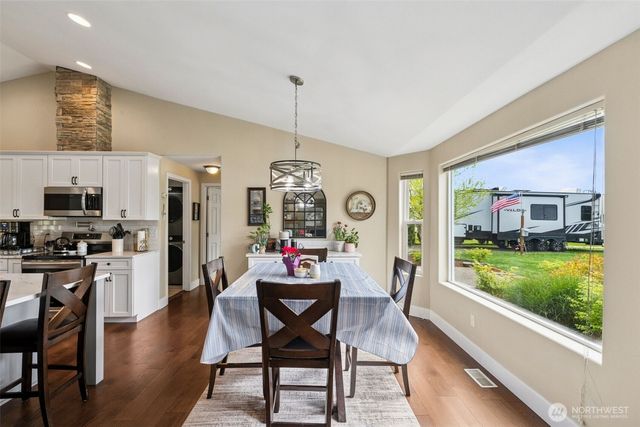 109 View Point Drive, Salkum, WA 98582
