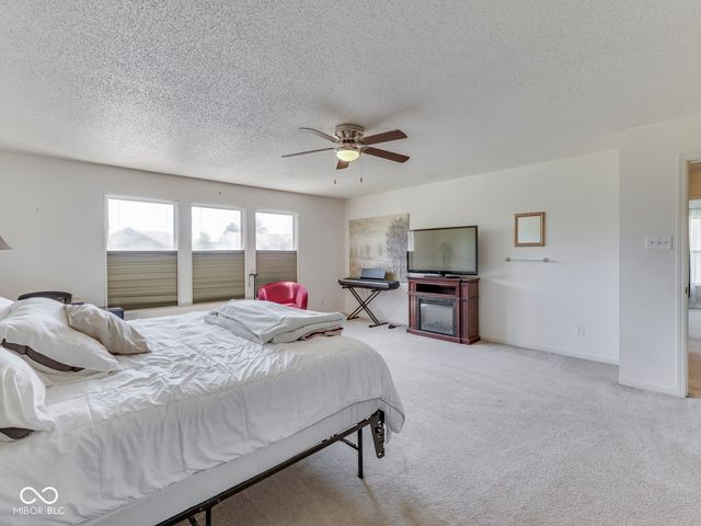 8806 Blooming Grove Drive, Camby, IN 46113
