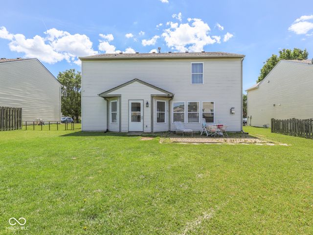 8806 Blooming Grove Drive, Camby, IN 46113