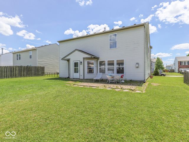 8806 Blooming Grove Drive, Camby, IN 46113