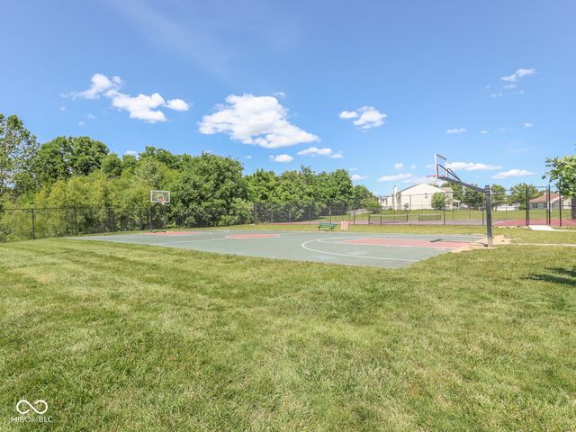 8806 Blooming Grove Drive, Camby, IN 46113