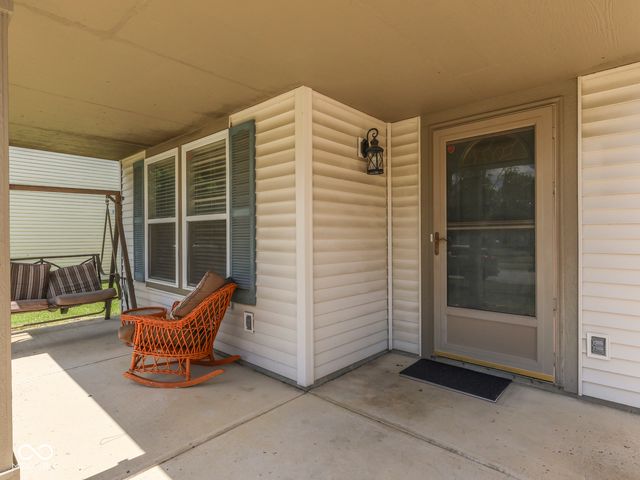 8806 Blooming Grove Drive, Camby, IN 46113