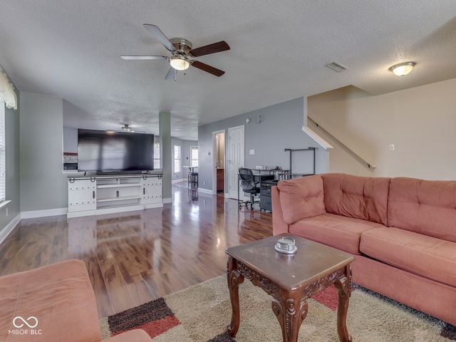 8806 Blooming Grove Drive, Camby, IN 46113