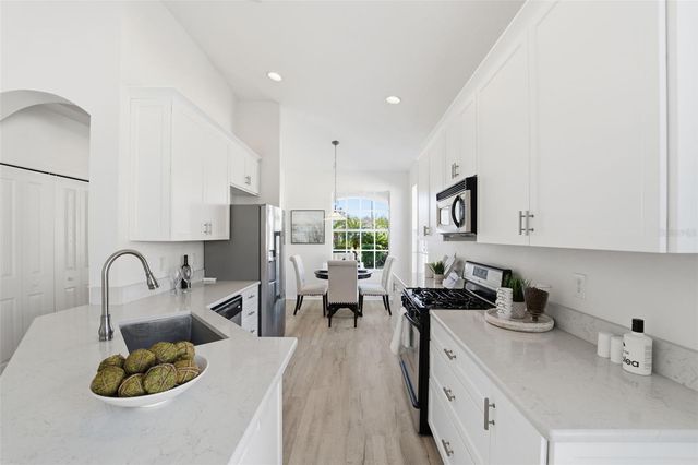 2912 TORRANCE DRIVE, Land O Lakes, FL 34638