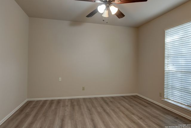 1115 Haltown Dr, San Antonio, TX 78213