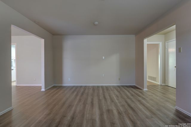 1115 Haltown Dr, San Antonio, TX 78213