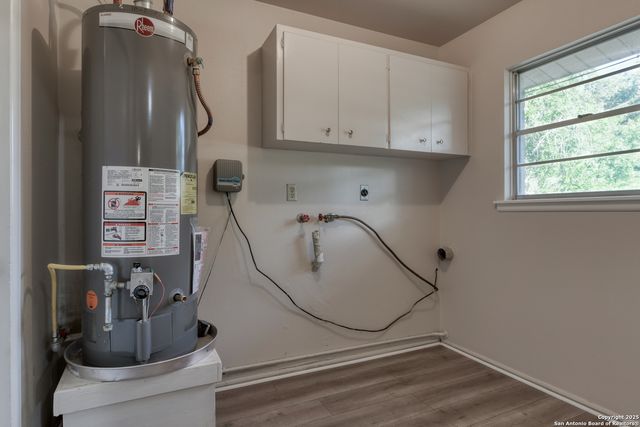 1115 Haltown Dr, San Antonio, TX 78213