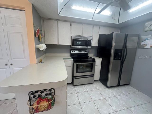 3930 SAILMAKER LANE, Holiday, FL 34691