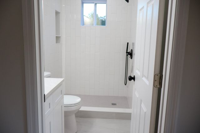 190 Southbridge Rd, Dudley, MA 01571