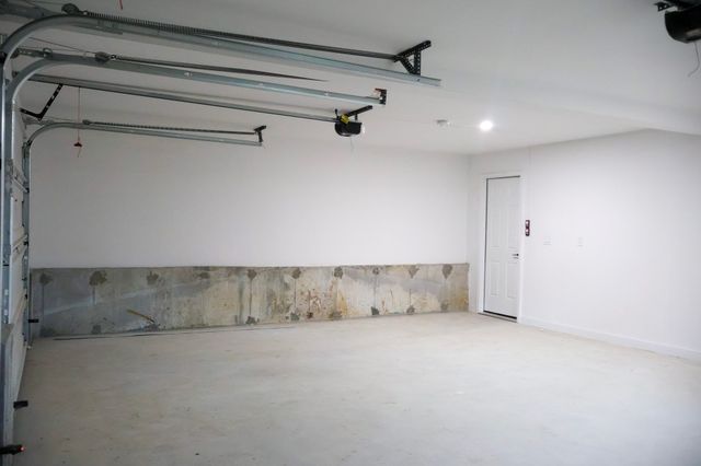 190 Southbridge Rd, Dudley, MA 01571