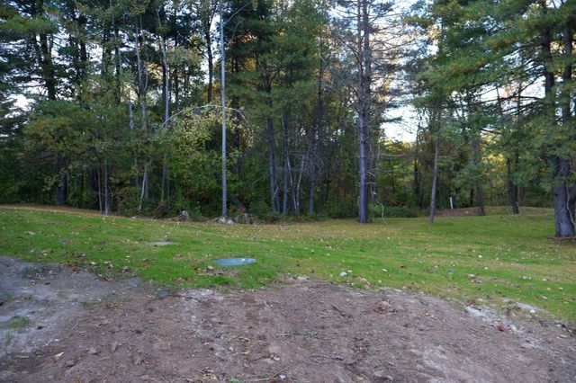 190 Southbridge Rd, Dudley, MA 01571