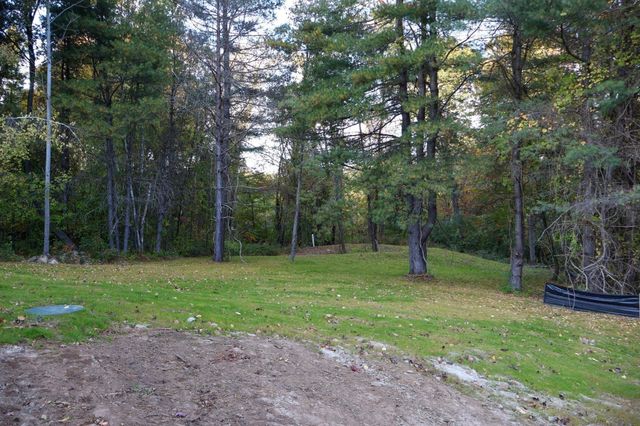 190 Southbridge Rd, Dudley, MA 01571