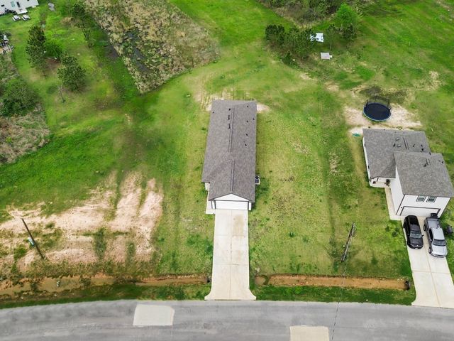 327 Road 5138 Road, Cleveland, TX 77327