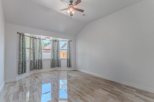 2126 Silver Rimrock Trail Trail, Houston, TX 77014