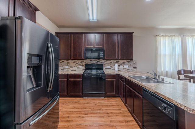 2126 Silver Rimrock Trail Trail, Houston, TX 77014