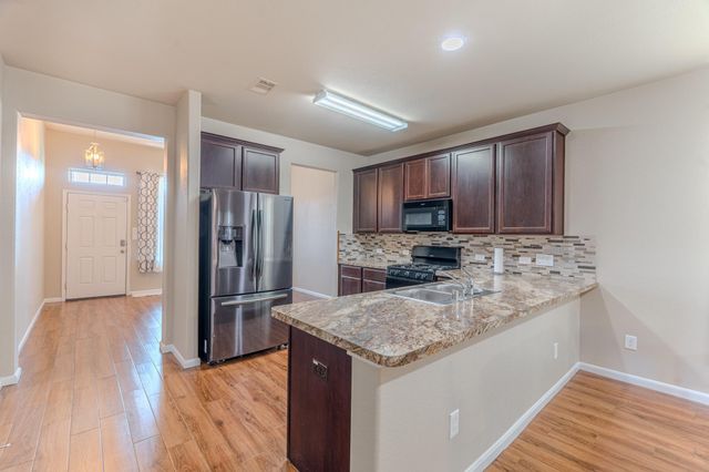 2126 Silver Rimrock Trail Trail, Houston, TX 77014