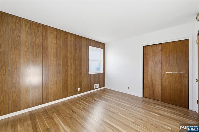 6 Brookside Avenue, Hackettstown, NJ 07840