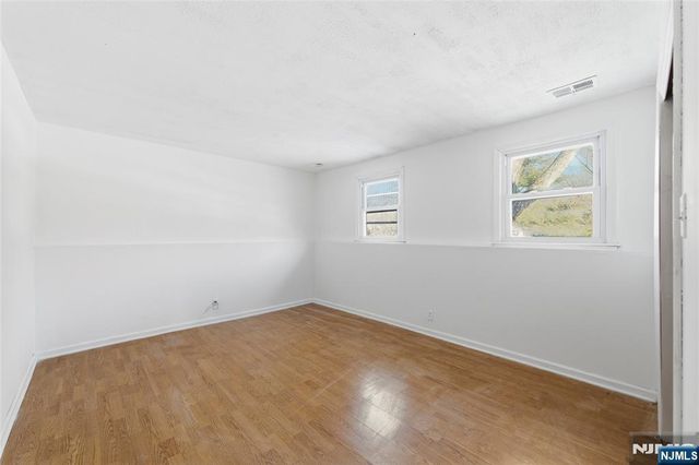 6 Brookside Avenue, Hackettstown, NJ 07840