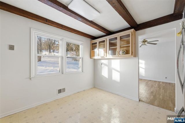 6 Brookside Avenue, Hackettstown, NJ 07840