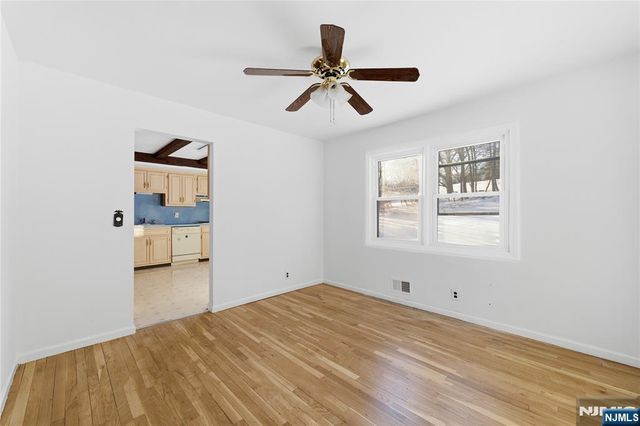 6 Brookside Avenue, Hackettstown, NJ 07840