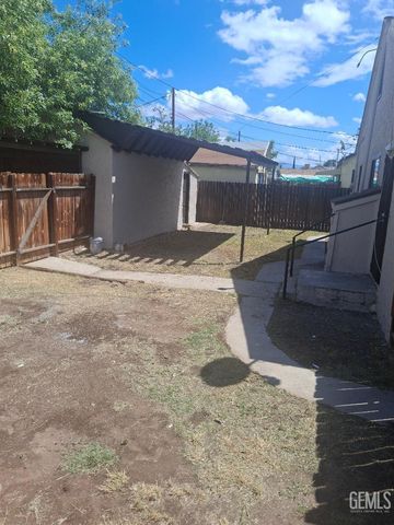 830 31st Street, Bakersfield, CA 93301