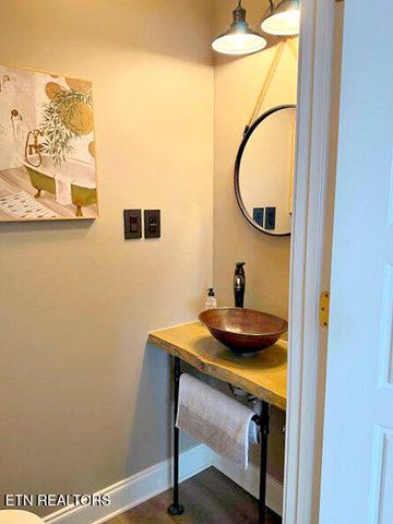 1241 Bennington Way, Dandridge, TN 37725