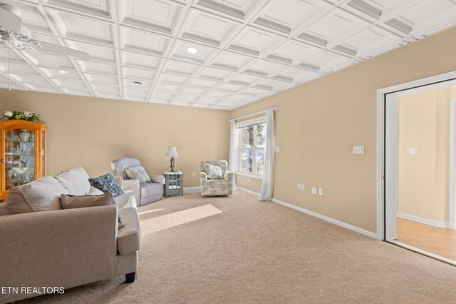 1241 Bennington Way, Dandridge, TN 37725