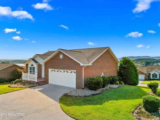 1241 Bennington Way, Dandridge, TN 37725