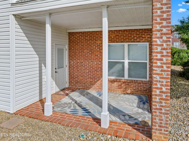 1241 Bennington Way, Dandridge, TN 37725