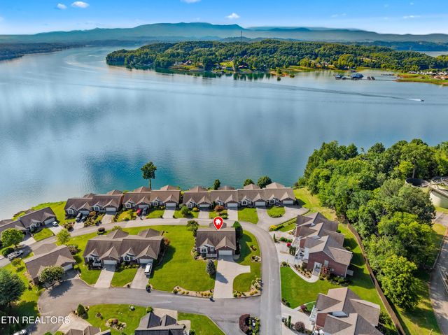 1241 Bennington Way, Dandridge, TN 37725