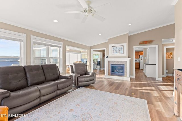 1241 Bennington Way, Dandridge, TN 37725