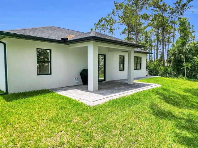 1914 Sunniland BLVD, Lehigh Acres, FL 33971