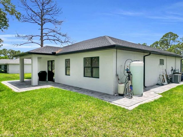 1914 Sunniland BLVD, Lehigh Acres, FL 33971