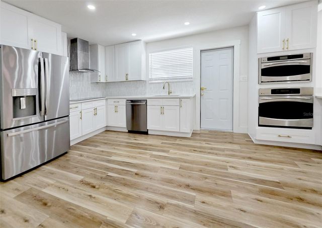 1205 E EMMA STREET, Tampa, FL 33603