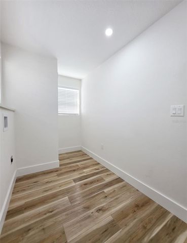 1205 E EMMA STREET, Tampa, FL 33603