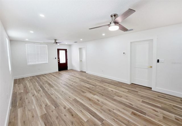 1205 E EMMA STREET, Tampa, FL 33603