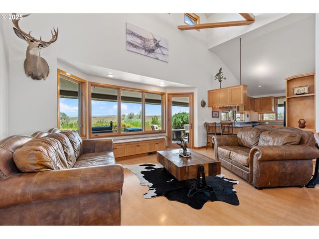 64209 Meadow Brook Rd, Lexington, OR 97839