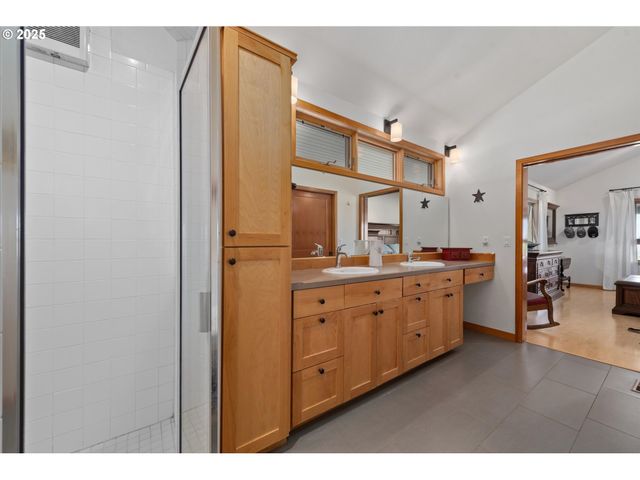 64209 Meadow Brook Rd, Lexington, OR 97839