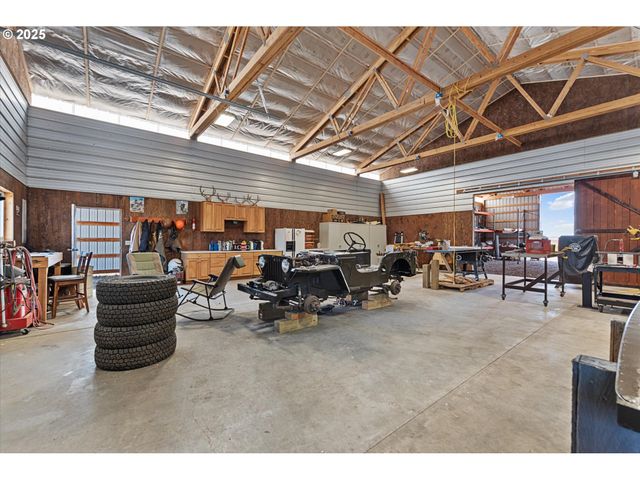 64209 Meadow Brook Rd, Lexington, OR 97839