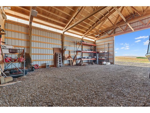 64209 Meadow Brook Rd, Lexington, OR 97839