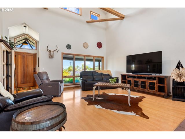 64209 Meadow Brook Rd, Lexington, OR 97839