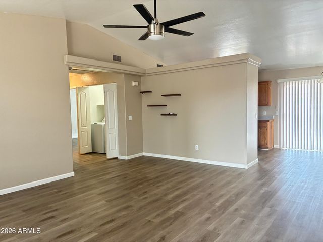 9105 W RAVEN Drive, Arizona City, AZ 85123