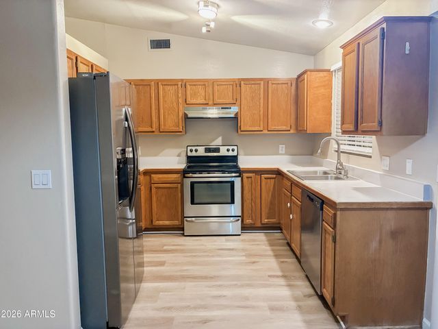 9105 W RAVEN Drive, Arizona City, AZ 85123