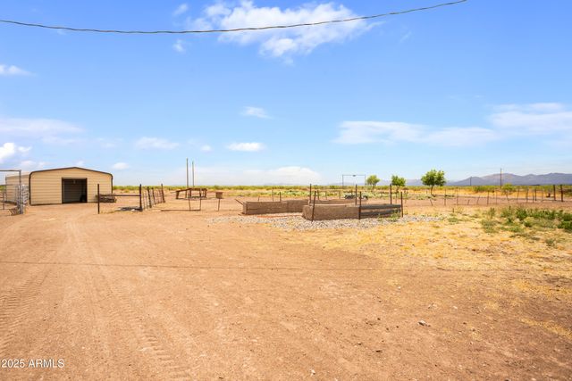 4274 W LEE Road, Mcneal, AZ 85617